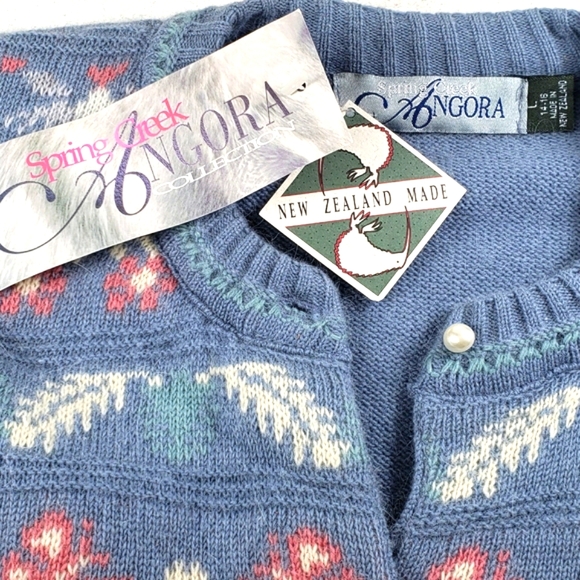 Spring Creek Lambswool Angora Blend White Pearl Button Ugly Christmas Sweater - Picture 7 of 15